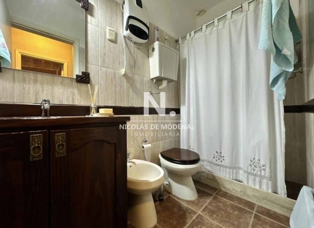En venta casa en Pinares de 2 dormitorios, con de