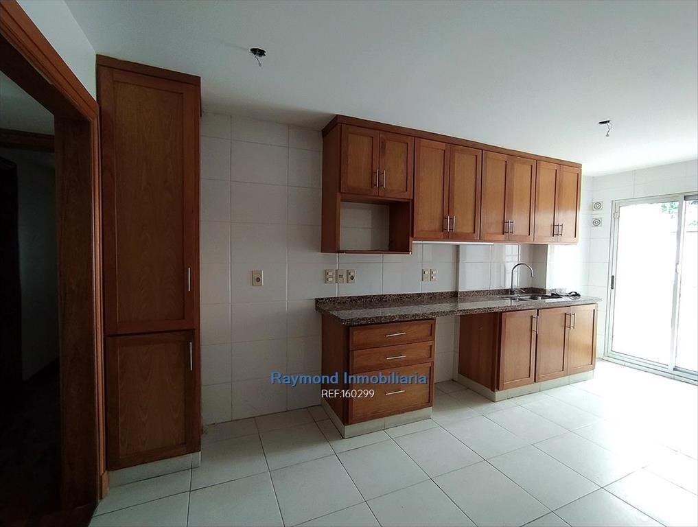 Venta Apartamento Pocitos 3 Dormitorios 4 Baños Garaje Pati