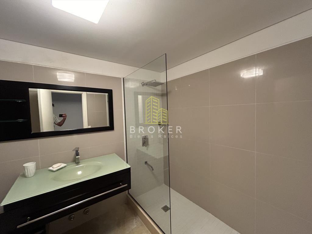 OPORTUNIDAD penthouse de 200m2 con terraza y en
