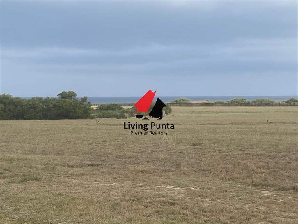 LAS GARZAS, GRAN LOTE PRÓXIMO AL MAR