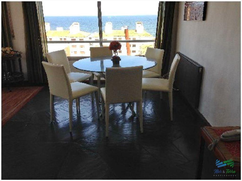 Apartamento en Peninsula, 2 dormitorios *