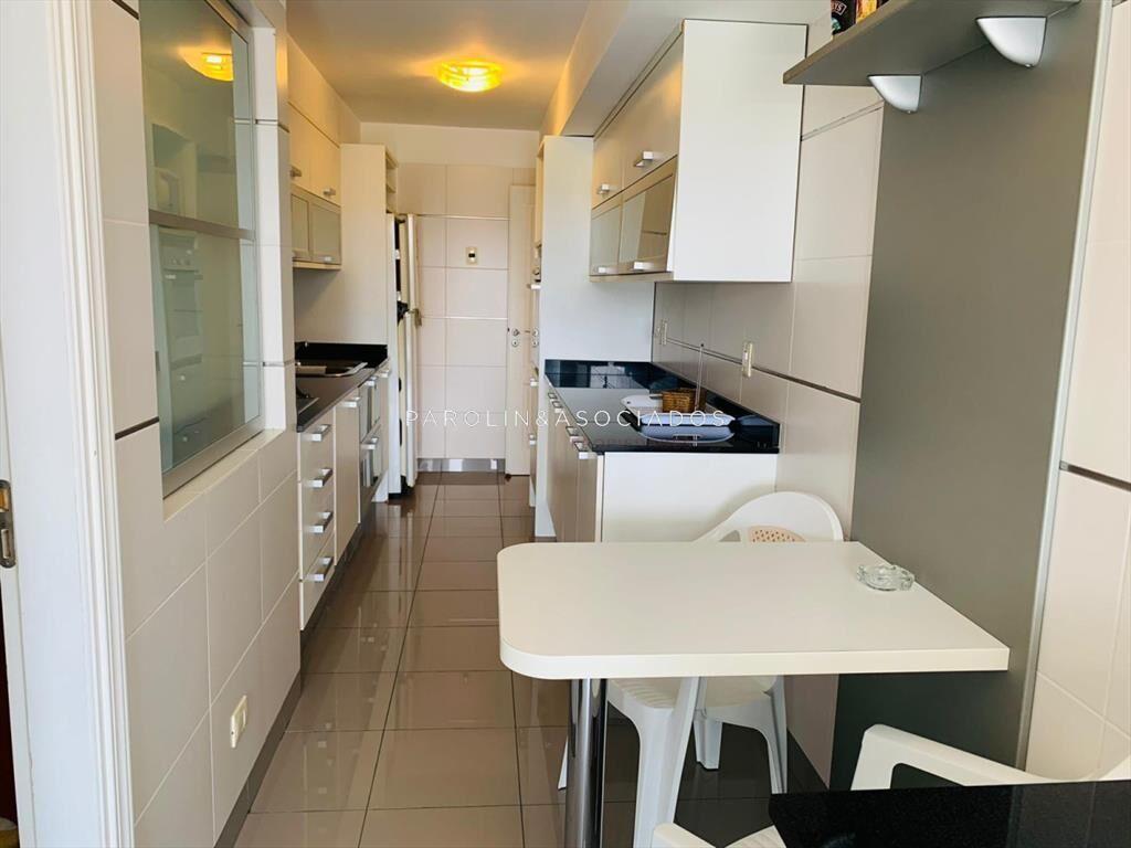 Apartamento en venta de 3 dormitorios en Punta