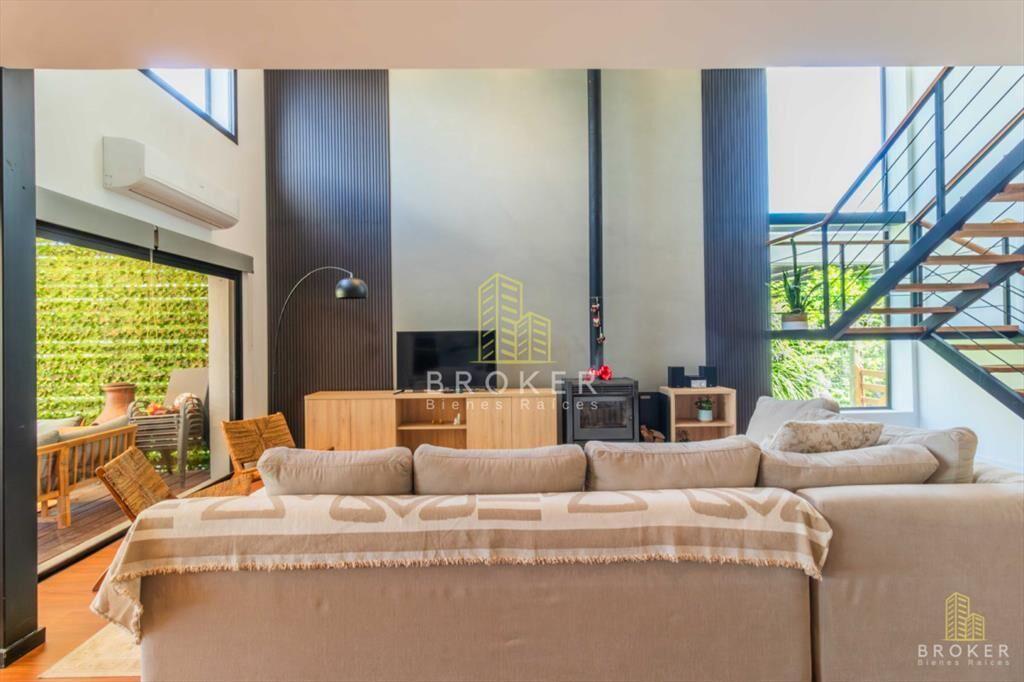 Venta Casa 4 dormitorios en Lomas de La Tahona