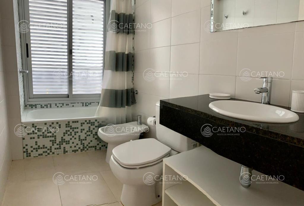 Alquiler apartamento 3 dormitorios - Playa mansa, Punta del