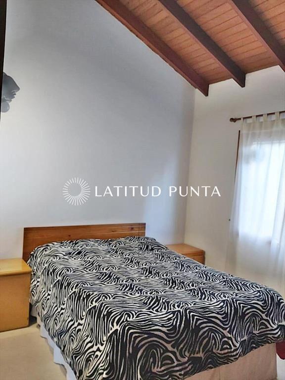 Casa en Jardines de CÃ³rdoba, 3 dormitorios