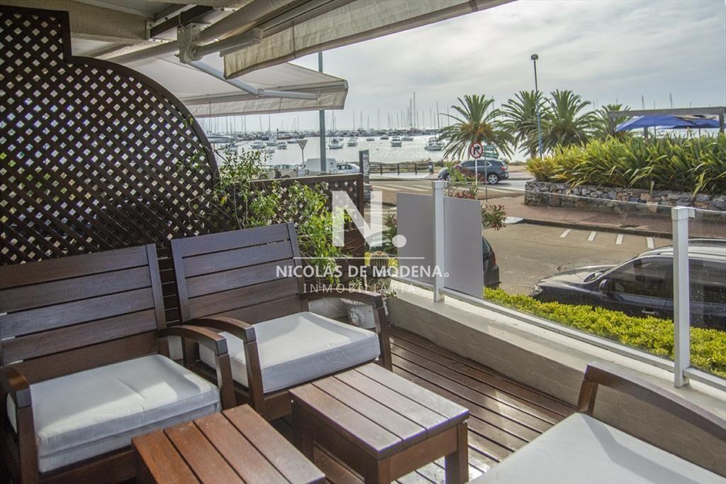 Departamento proximo al Puerto con barbacoa y