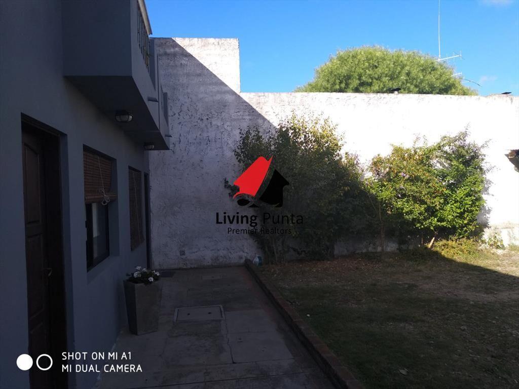 8 apartamentos en venta todos alquilados