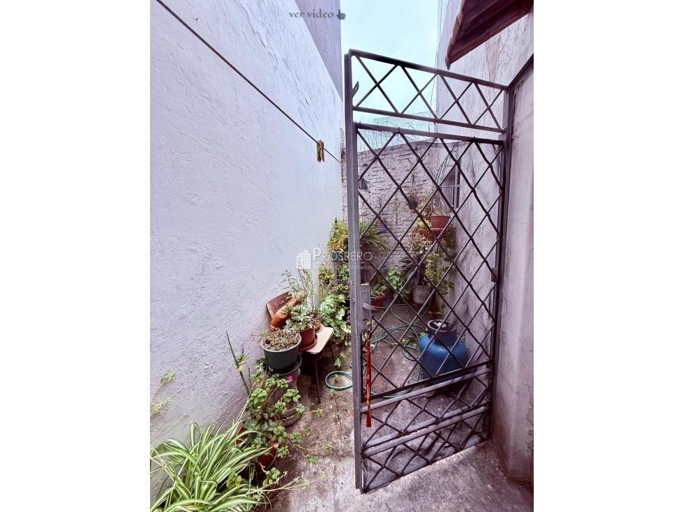 2271/4/p casa 2 dorm buceo cochera altillo jardin