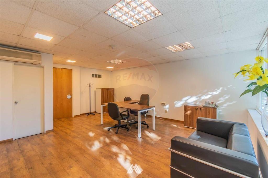 Alquiler oficina amueblada World Trade C, garage