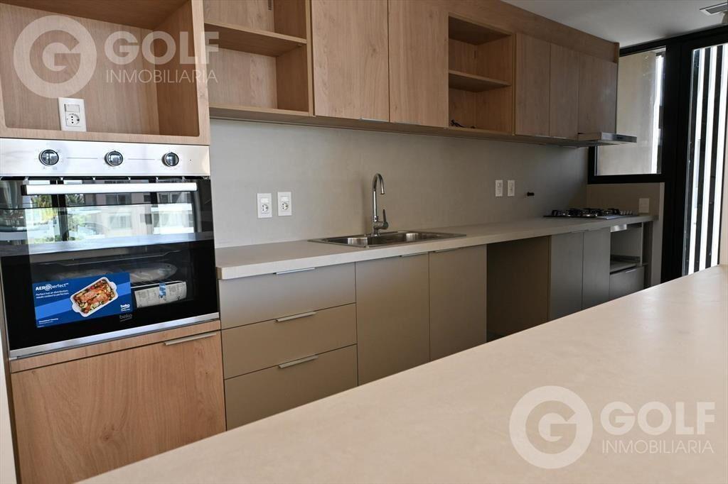 Apartamento en Carrasco Barrio Parques , San Nicolas 3 Do
