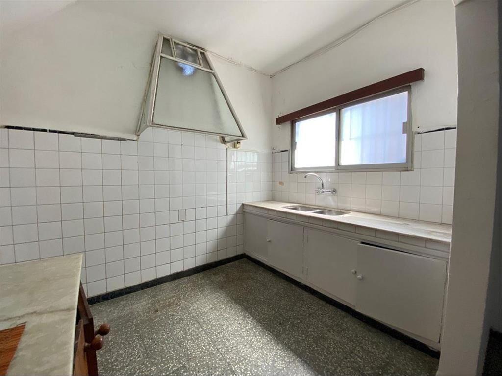 Venta local comercial + 2 casas de altos y terreno