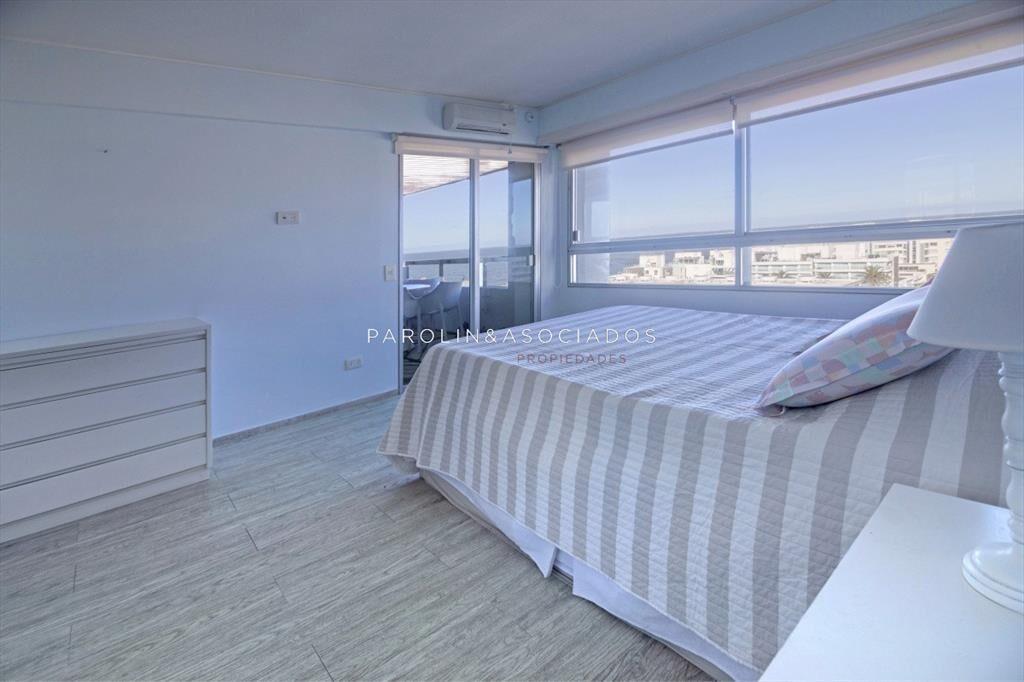 Apartamento en venta de 2 dormitorios en edificio