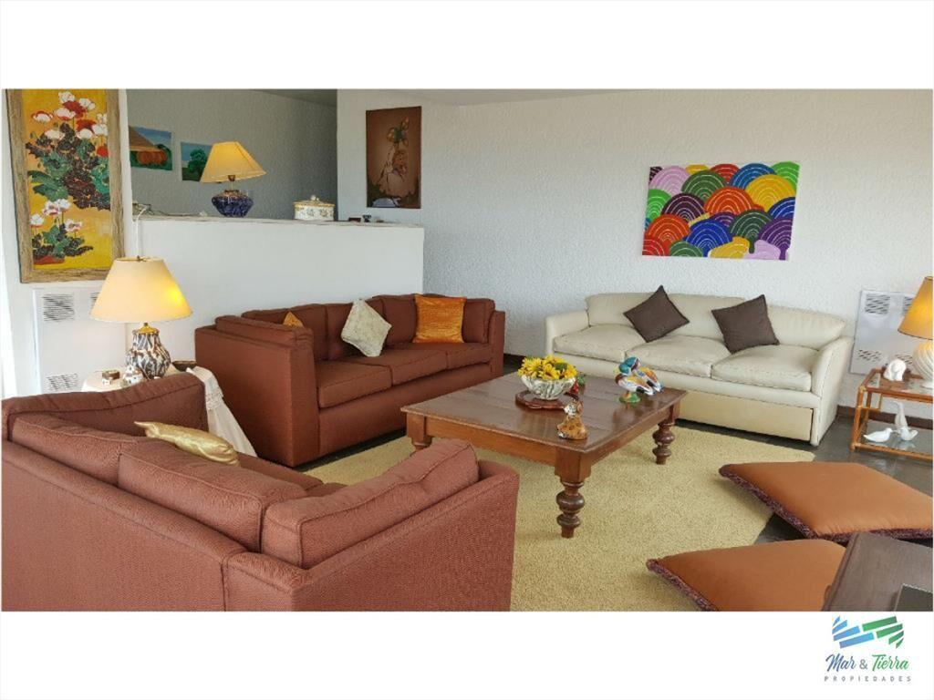 Apartamento en Brava, 2 dormitorios *