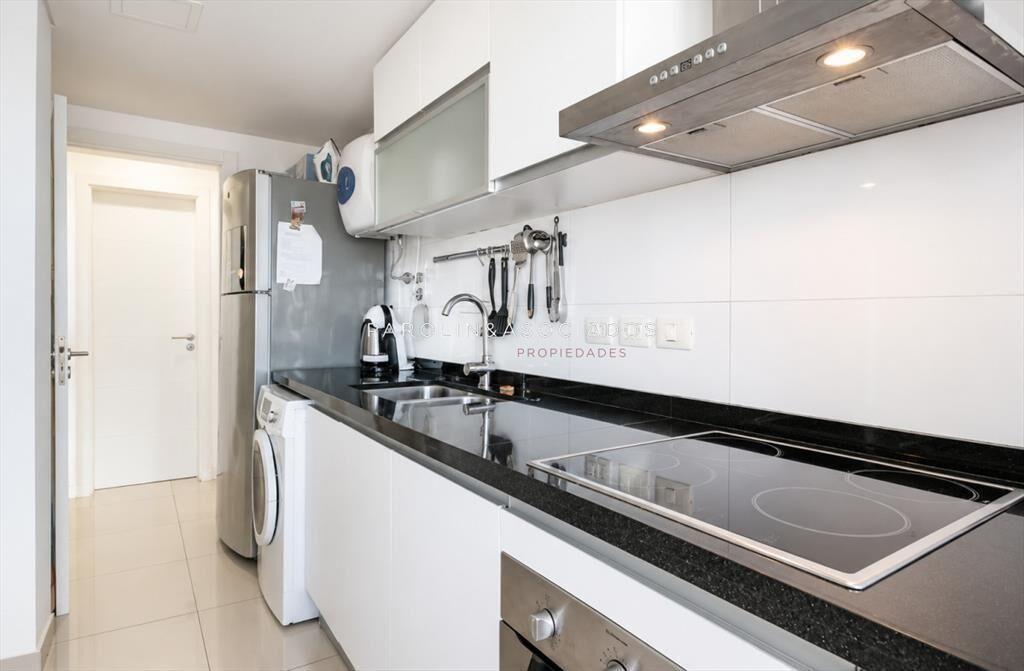 Apartamento en venta de 3 dormitorios en Wind Tower, Punta