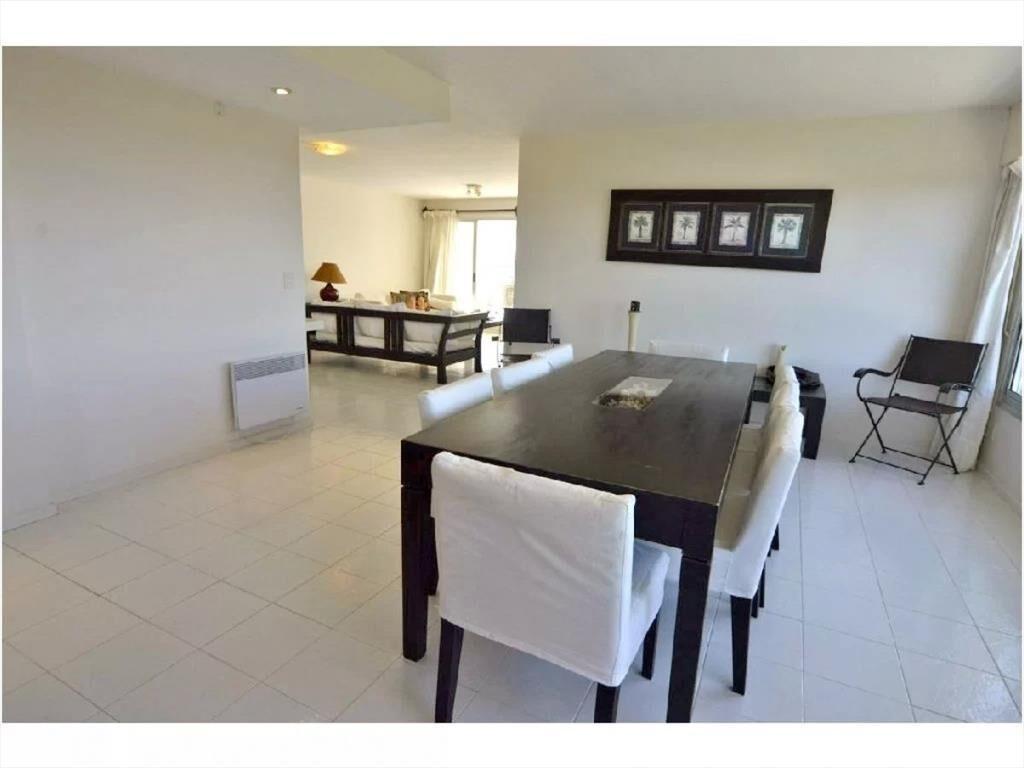 Apartamento en Mansa, 3 dormitorios *