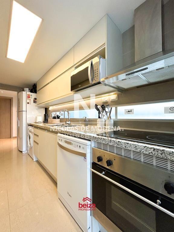 Apartamento de 2 dormitorios en suite, amplio en venta en B