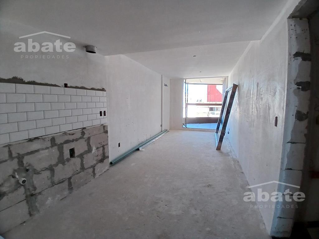 Venta apartamento 1 dormitorio en Parque Rodó al frente