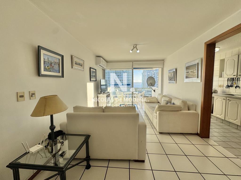 VENTA DE APARTAMENTO DE 2 DORMITIORIOS ZONA MANSA