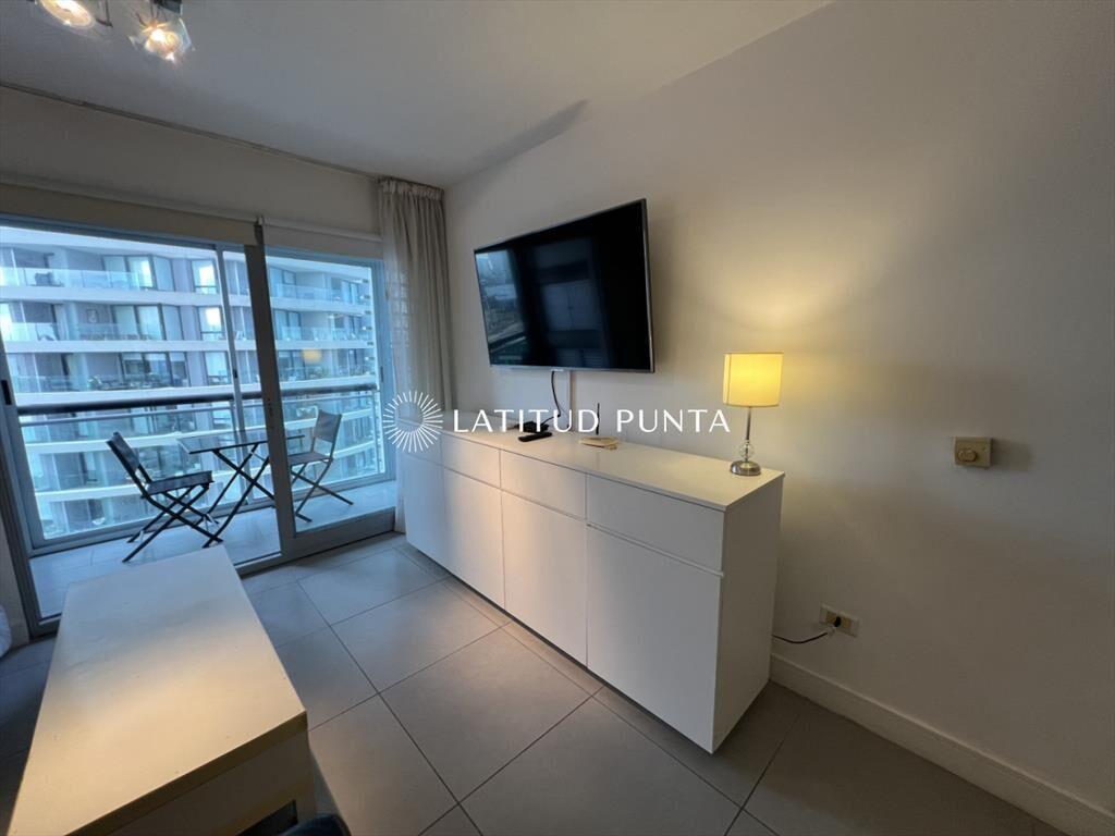 Apartamento de 2 dormitorios con parrillero.