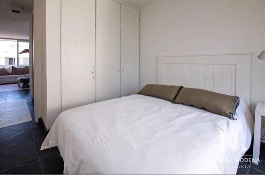 Departamento de 2 dormitorios en Manantiales en venta