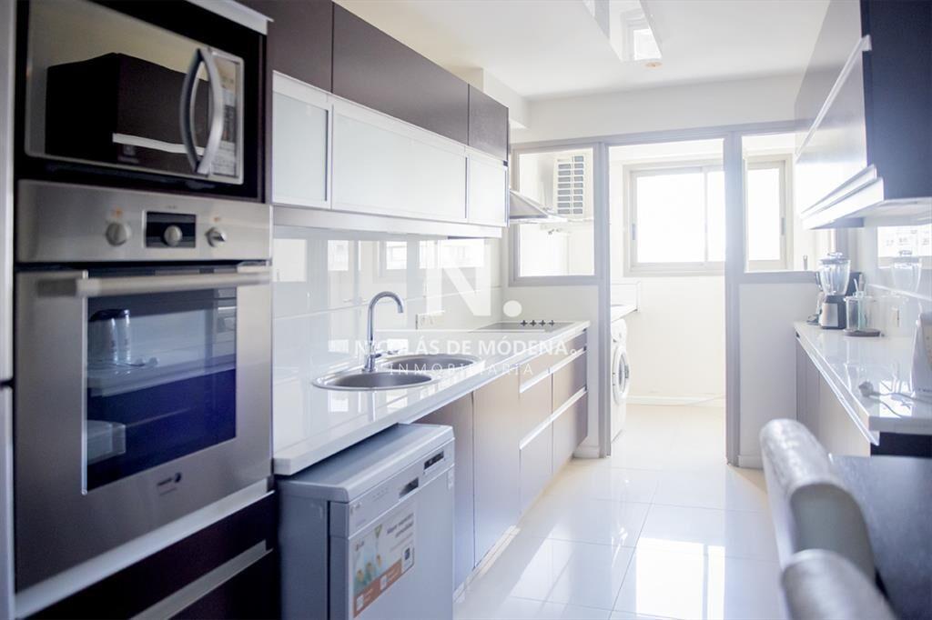 Apartamento en venta en Brava de 3 dormitorios, -