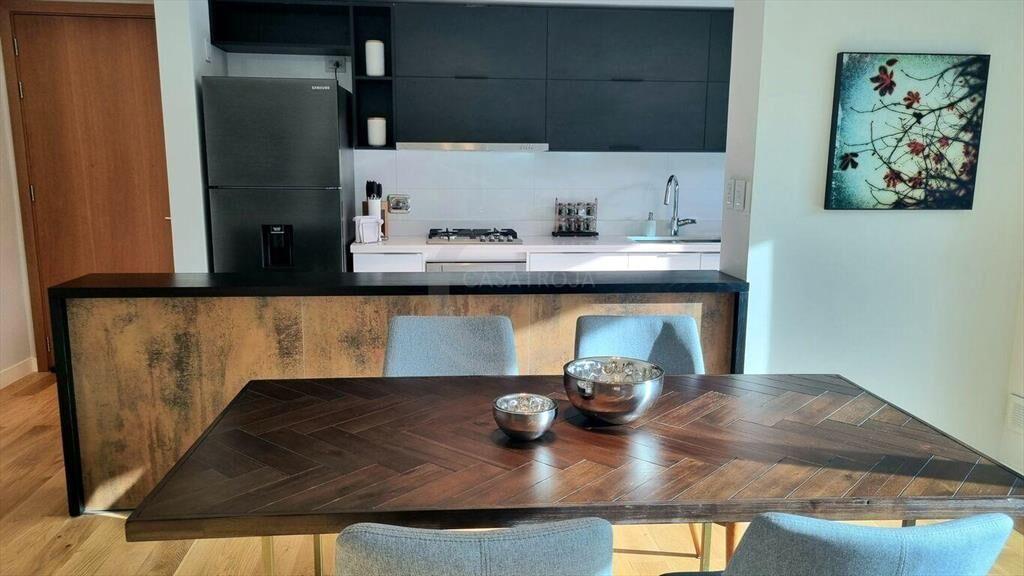CASATROJA Venta de amplio apartamento 2 dormitorios + garaj