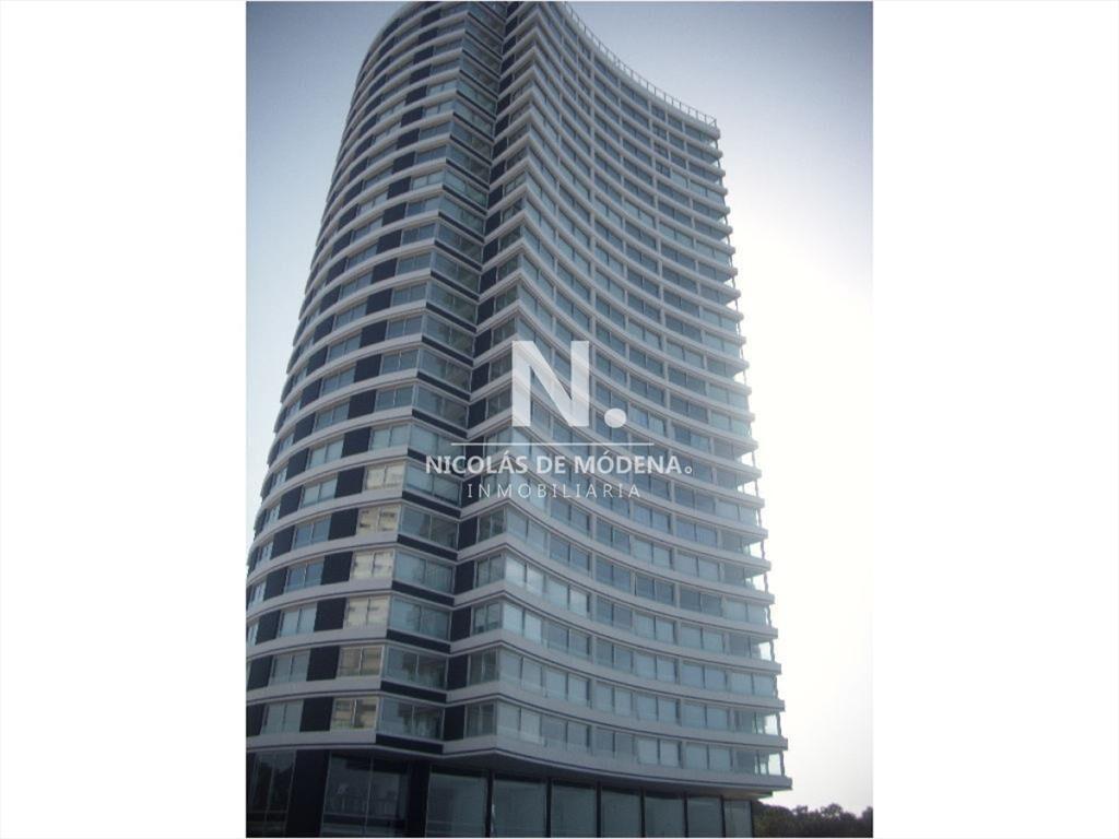 Vende apartamento en Tiburon III, Playa Brava,