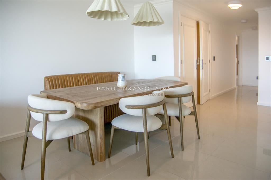 Apartamento en venta de 3 dormitorios en Torre