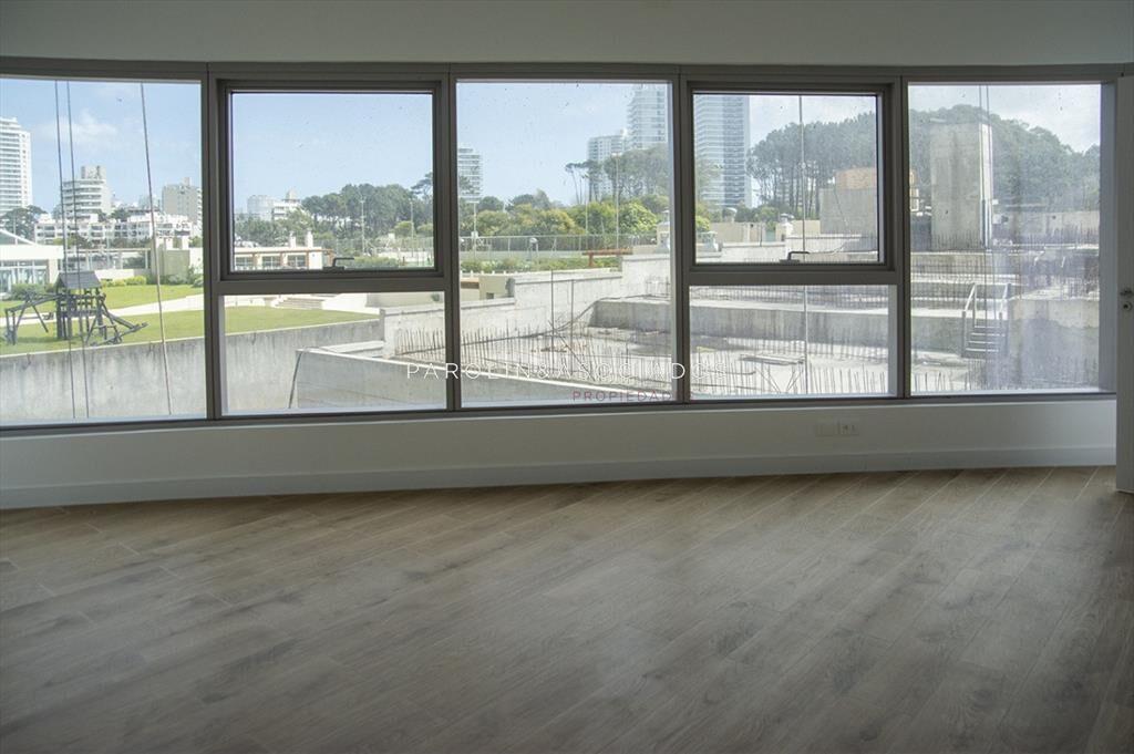 Apartamento en venta en primera fila de playa