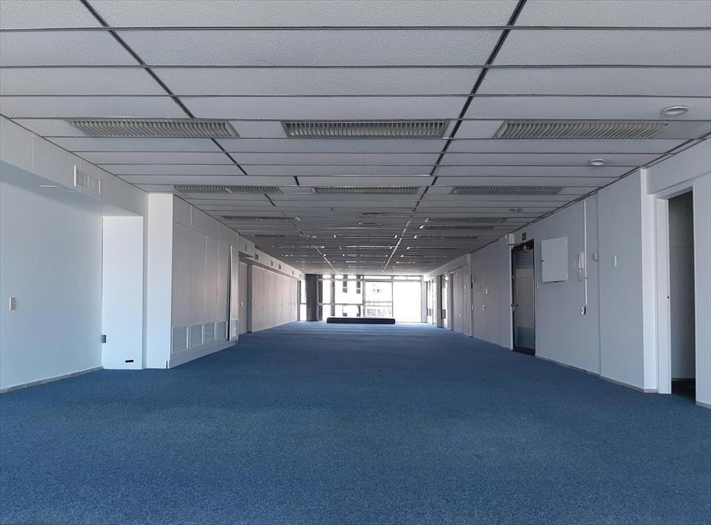 VENTA con RENTA - OFICINA - CENTRO - PLAZA INDEPENDENCIA