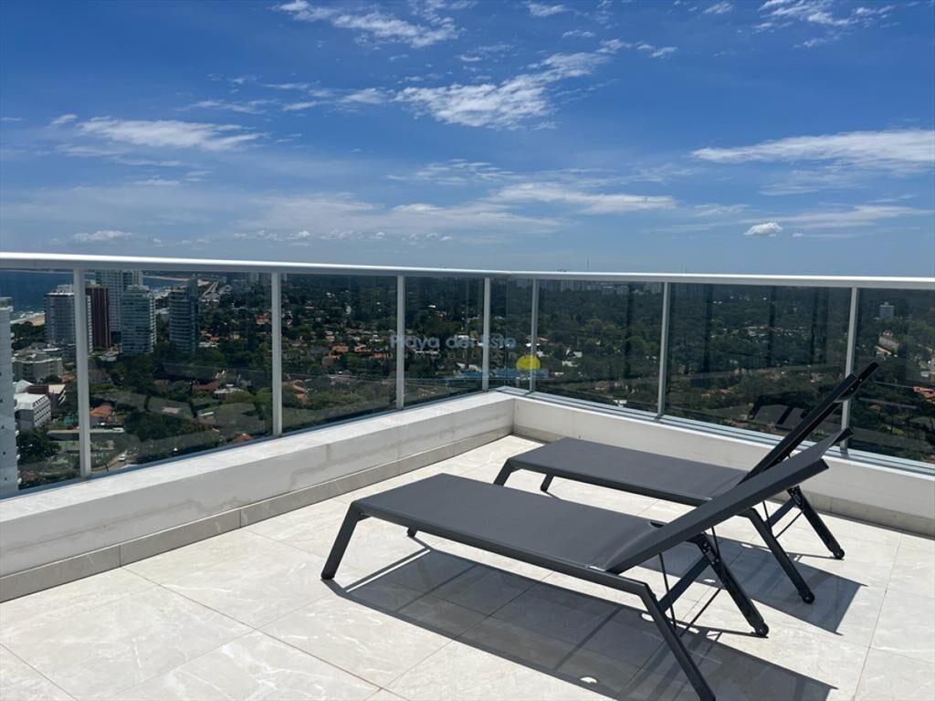 Penthouse en Miami Boulevard 3 dormitorios mas de