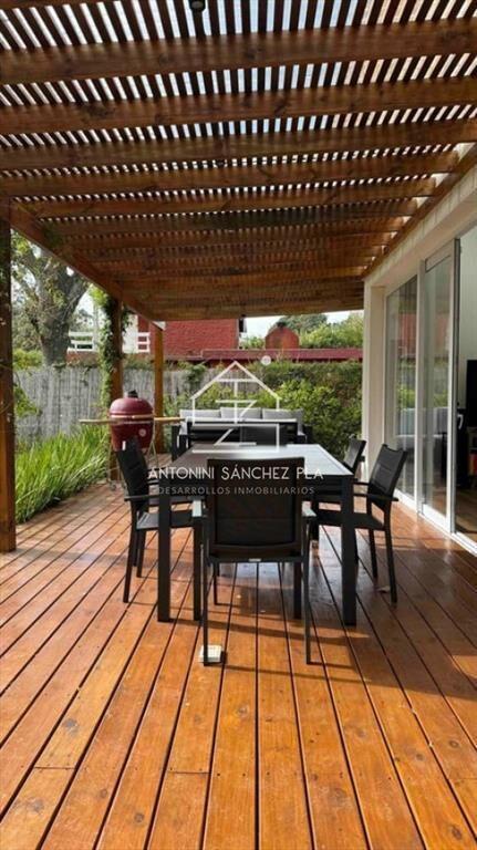 Casa en venta moderna - 3 dormitorios Rincón Del