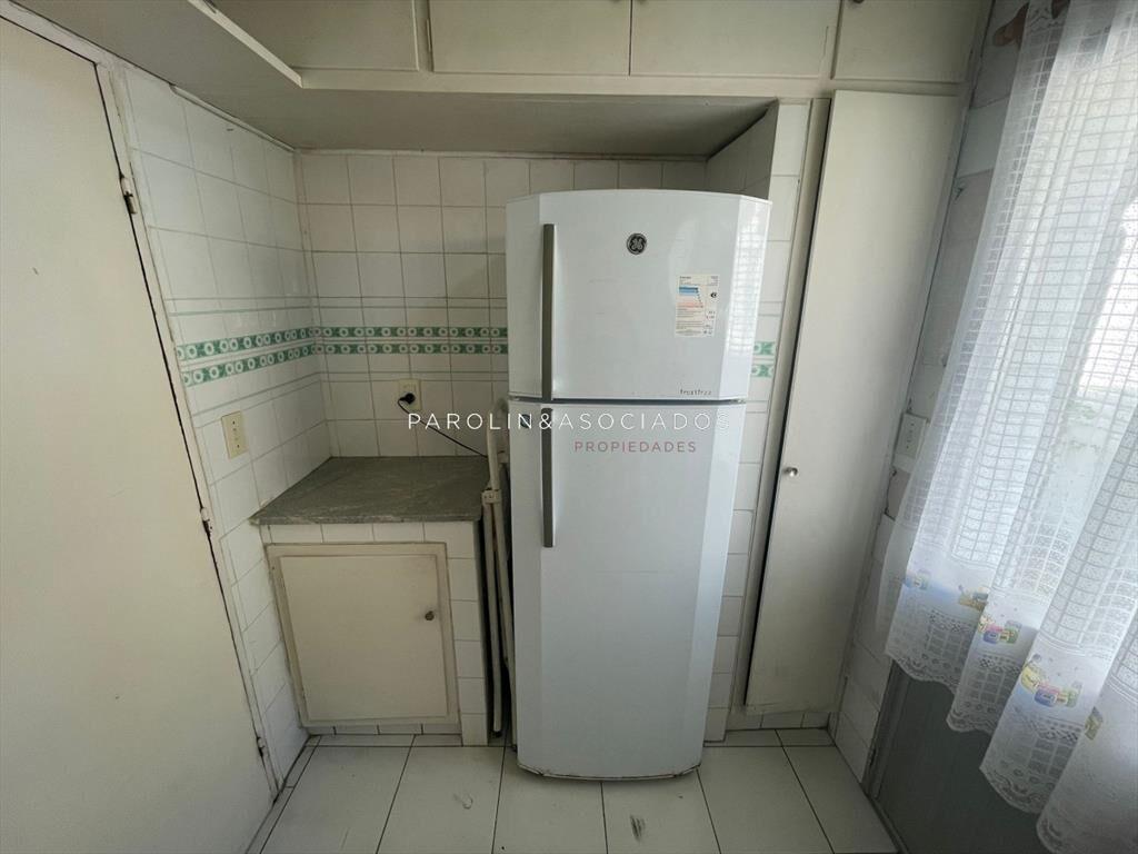 Venta de casa 4 dormitorios en zona Paradas, proxima al mar