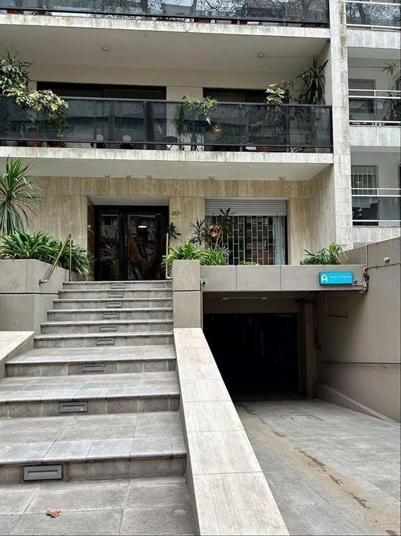 Plaza Gomensoro - Jaime Zudáñez 1 dormitorio 102m totales.