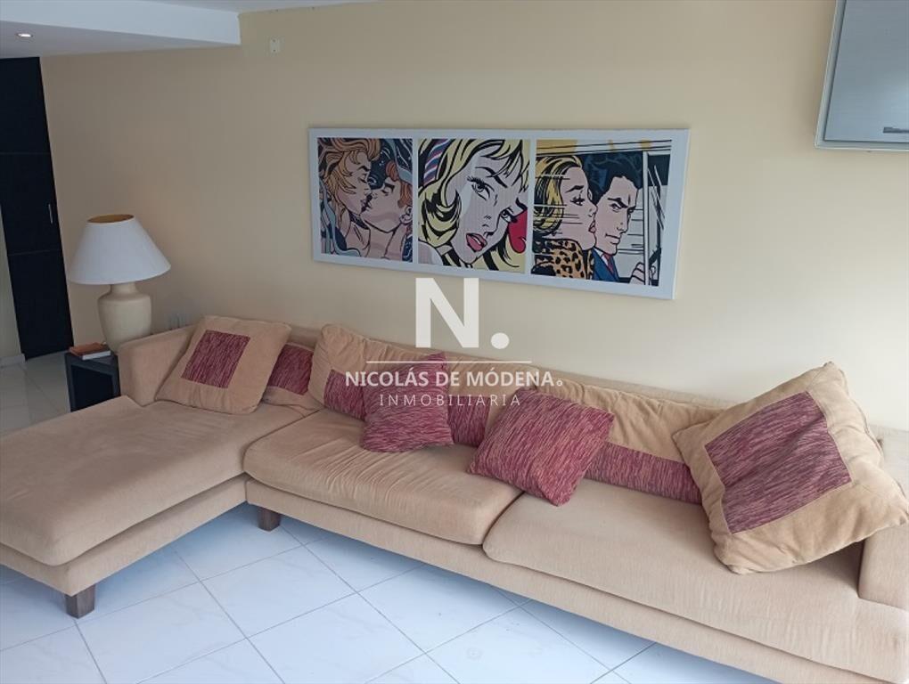 Apartamento de un dormitorio y 2 baños