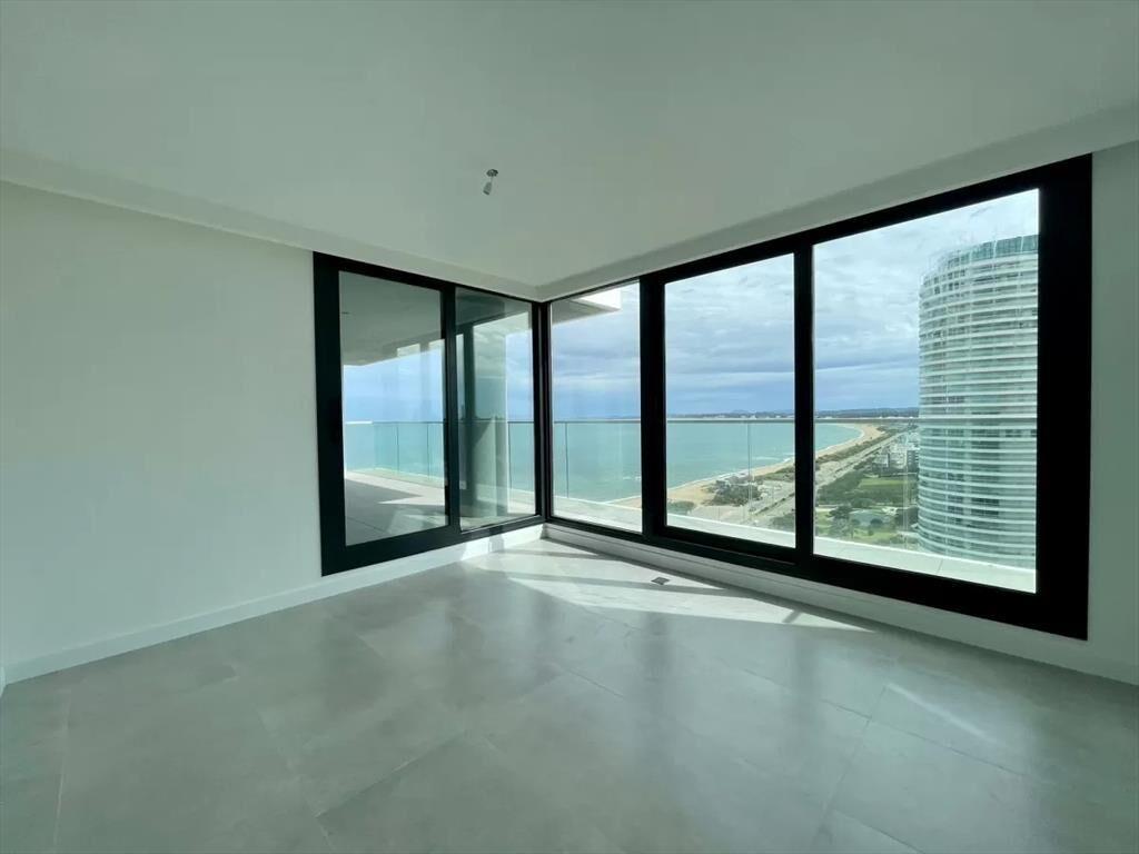VENTA DE APARTAMENTO DE 3 SUITES ESQUINERO EN EN