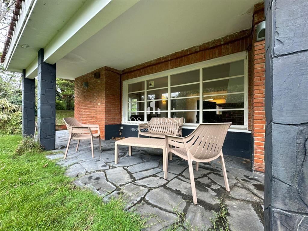Casa de 3 dormitorios en venta en Cantegril