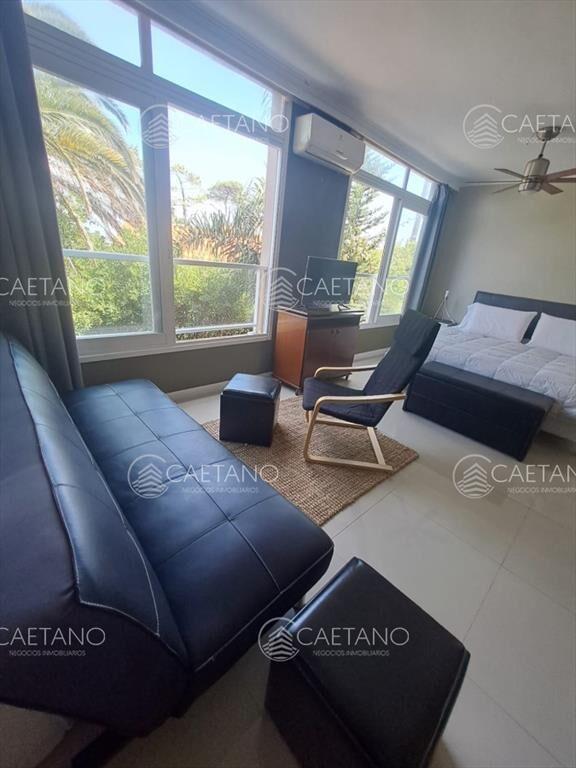 Venta apartamento 1 dormitorio. Playa Mansa, del