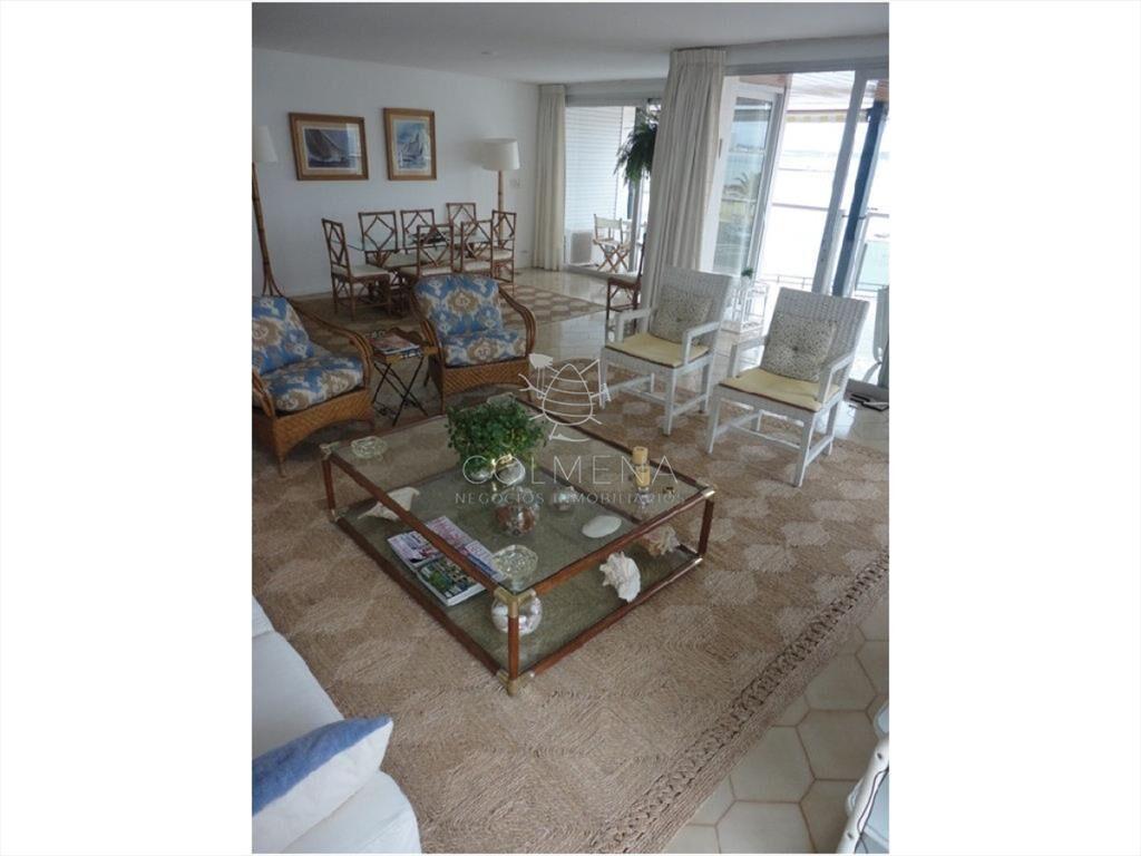 Apartamento en Venta - Edificio Brioni, Punta del