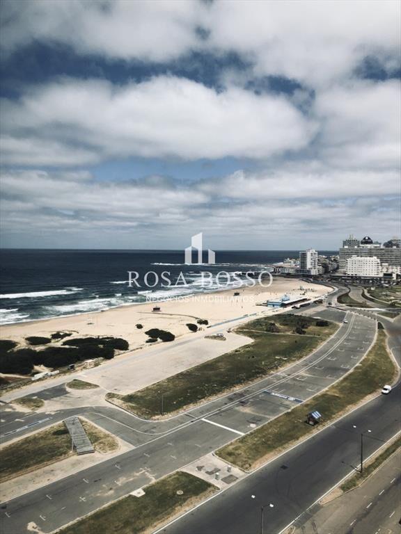 Apartamento en muy buena ubicacion en la Brava, 3