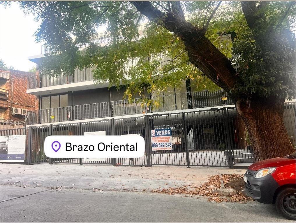 Apartamento de 1 dormitorio al frente a pasos del Shopping