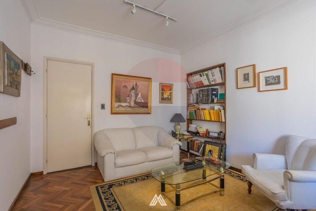 VENTA CENTRO 4 DORMITORIOS CON BALCON