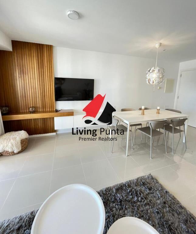 Apartamento a dos cuadras de Playa Brava