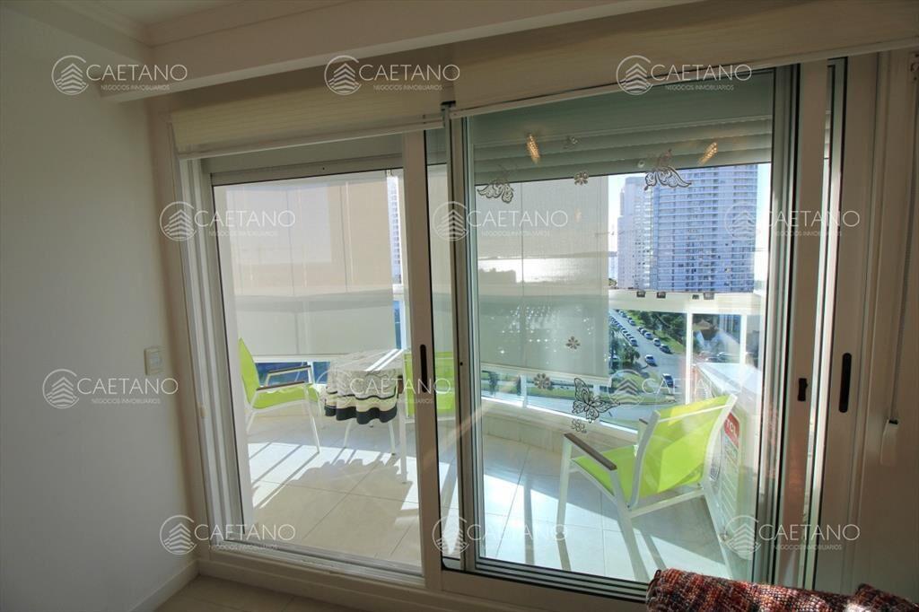 Apartamento con servicios en venta y alquiler en