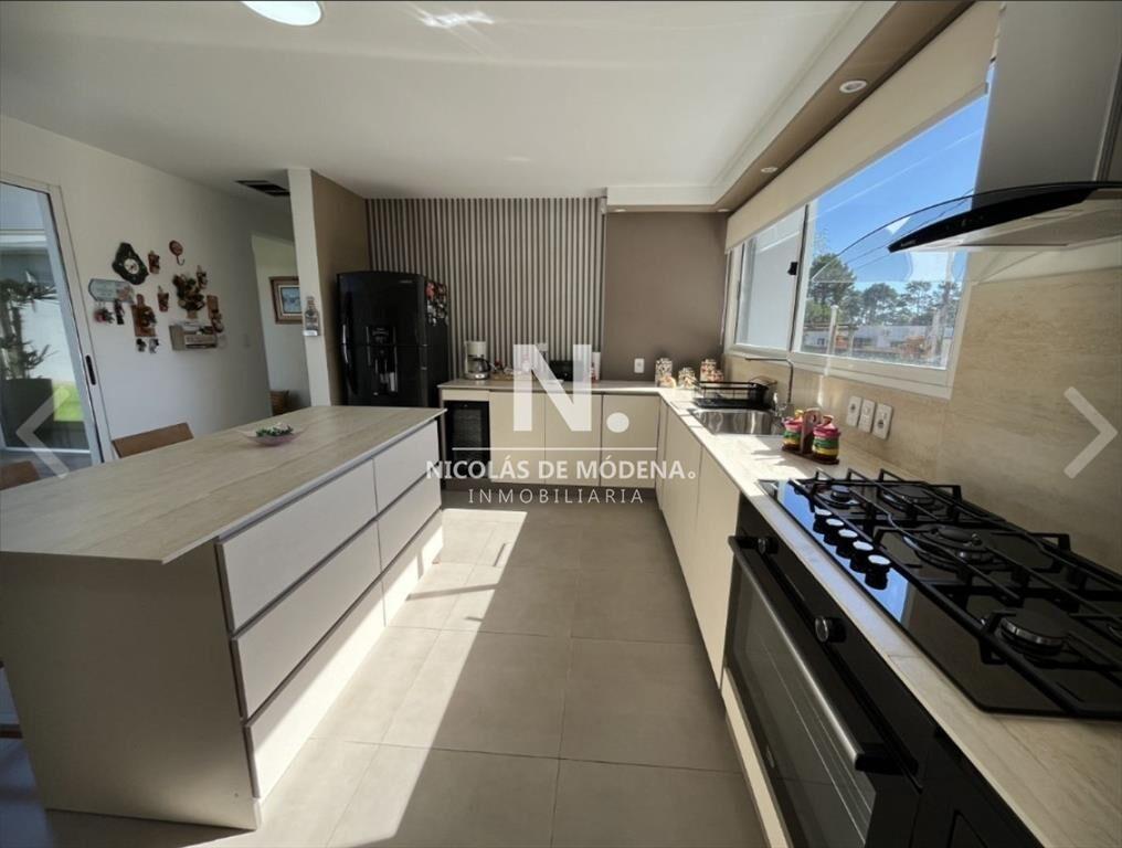 Alquila casa de 3 dormitorios en Mansa, Punta del Este