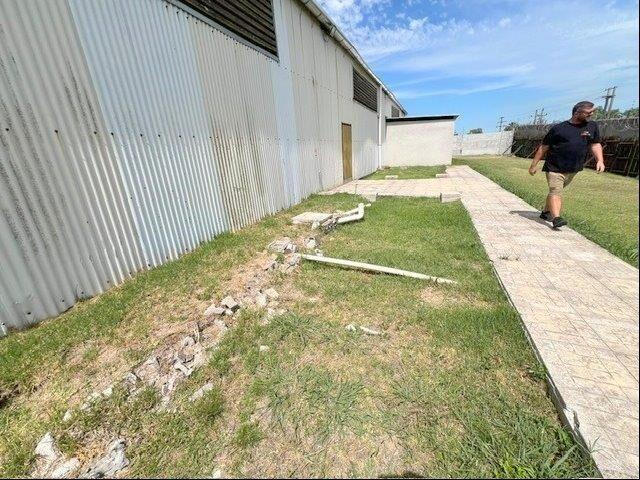 Polo logístico local industrial depósitos 3500m2