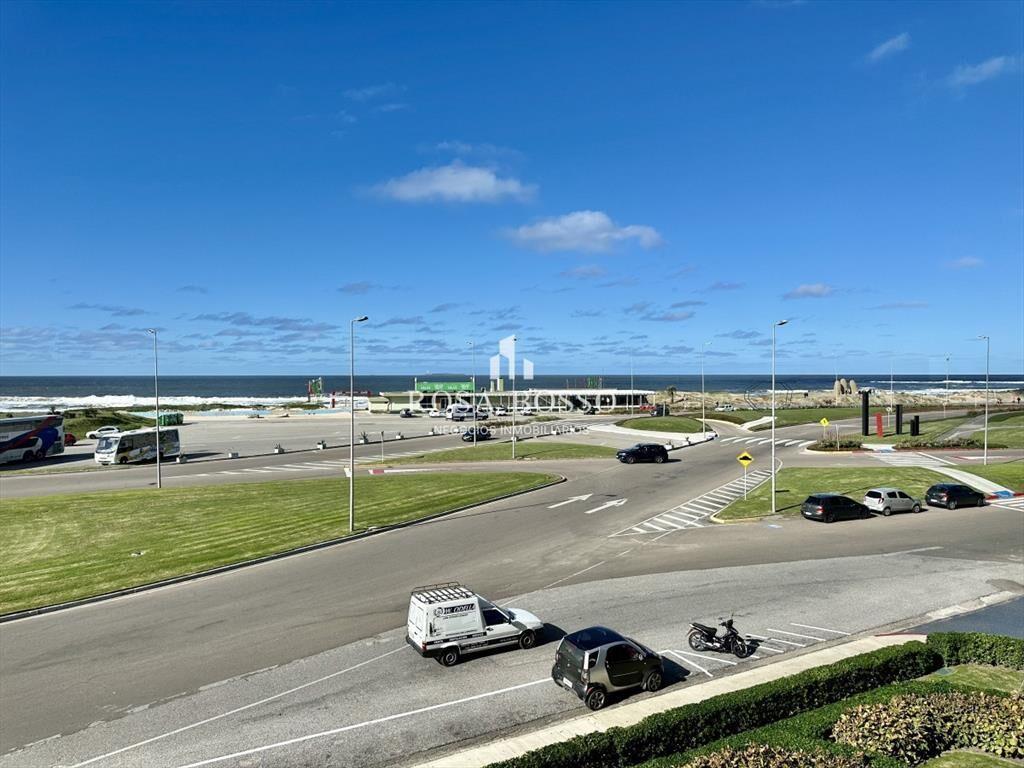 Apartamento en torre de primera categoría