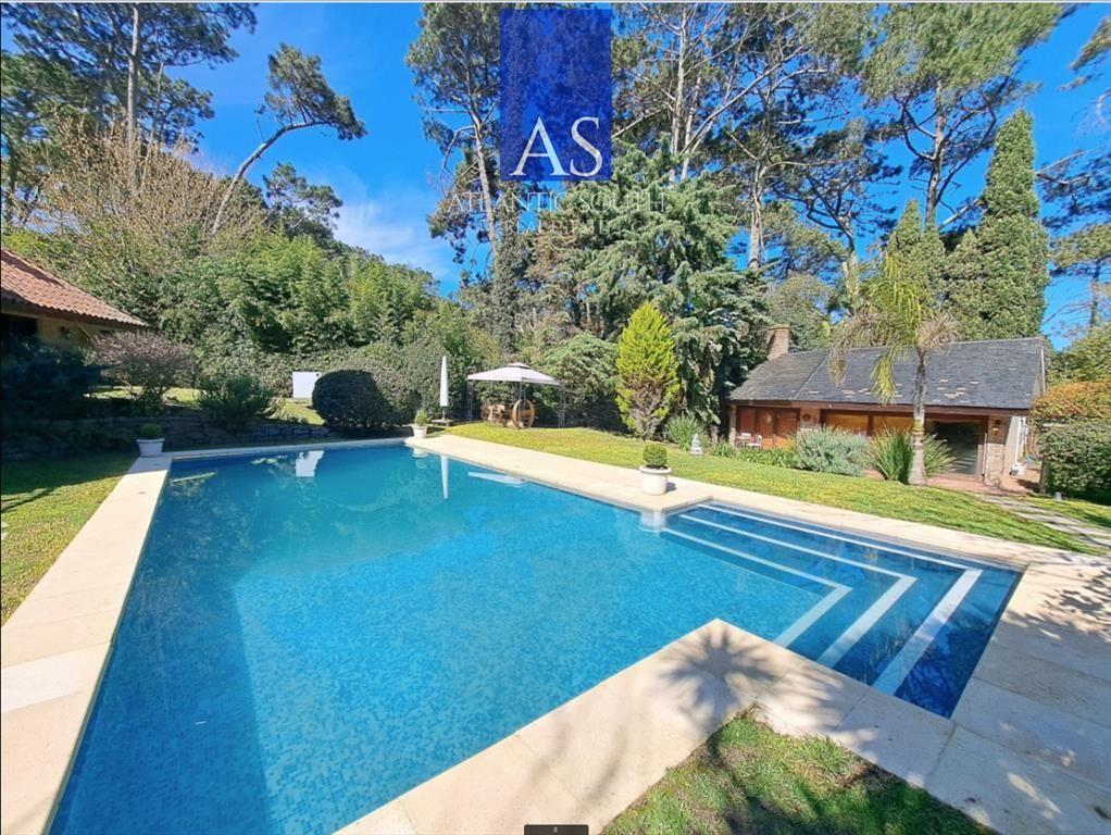 Oportunidad Gran chalet con piscina 4 dormitorios