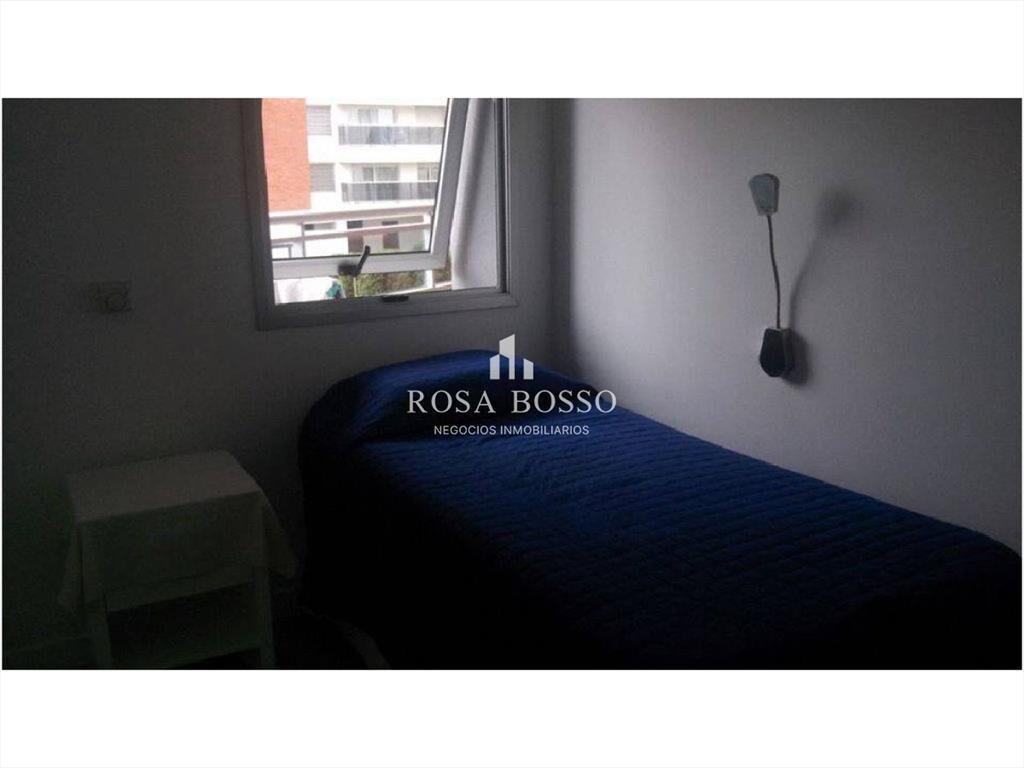 Apartamento en Brava, 3 dormitorios *