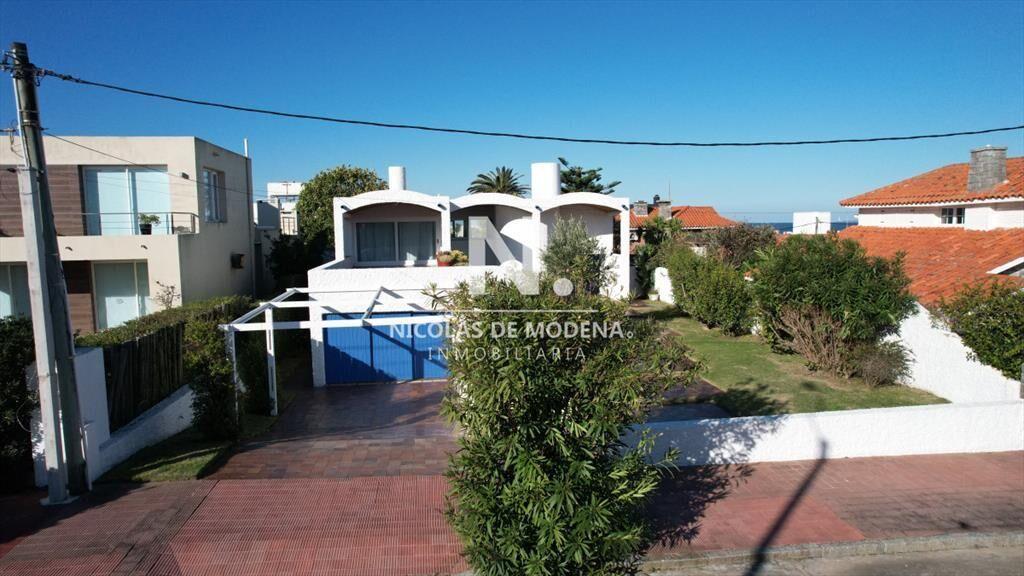 Hermosa casa en venta en zona de la penÃ­nsula.